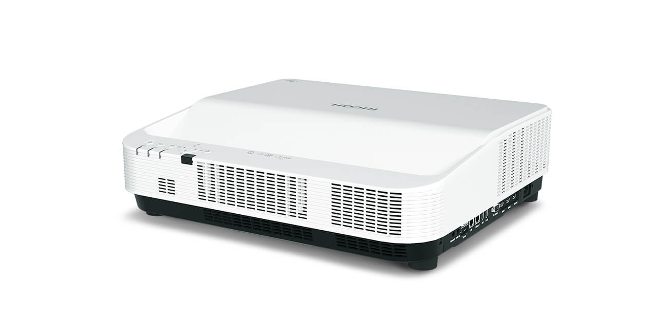 RICOH リコー UHL3660　4K UHD 6,500lm 超短焦点プロジェクター　標準モデル